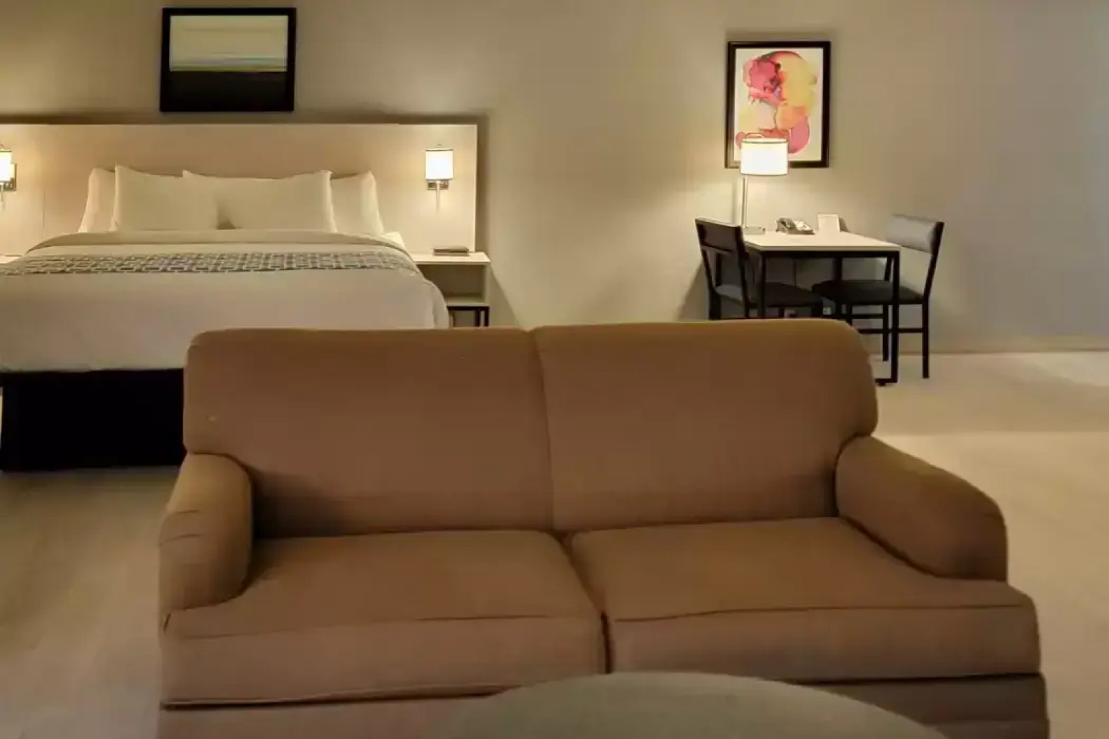 Suburban Studios, Kearney