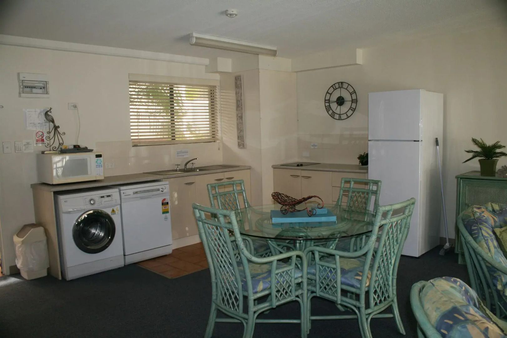 Nelson Bay Breeze Holiday Apartments
