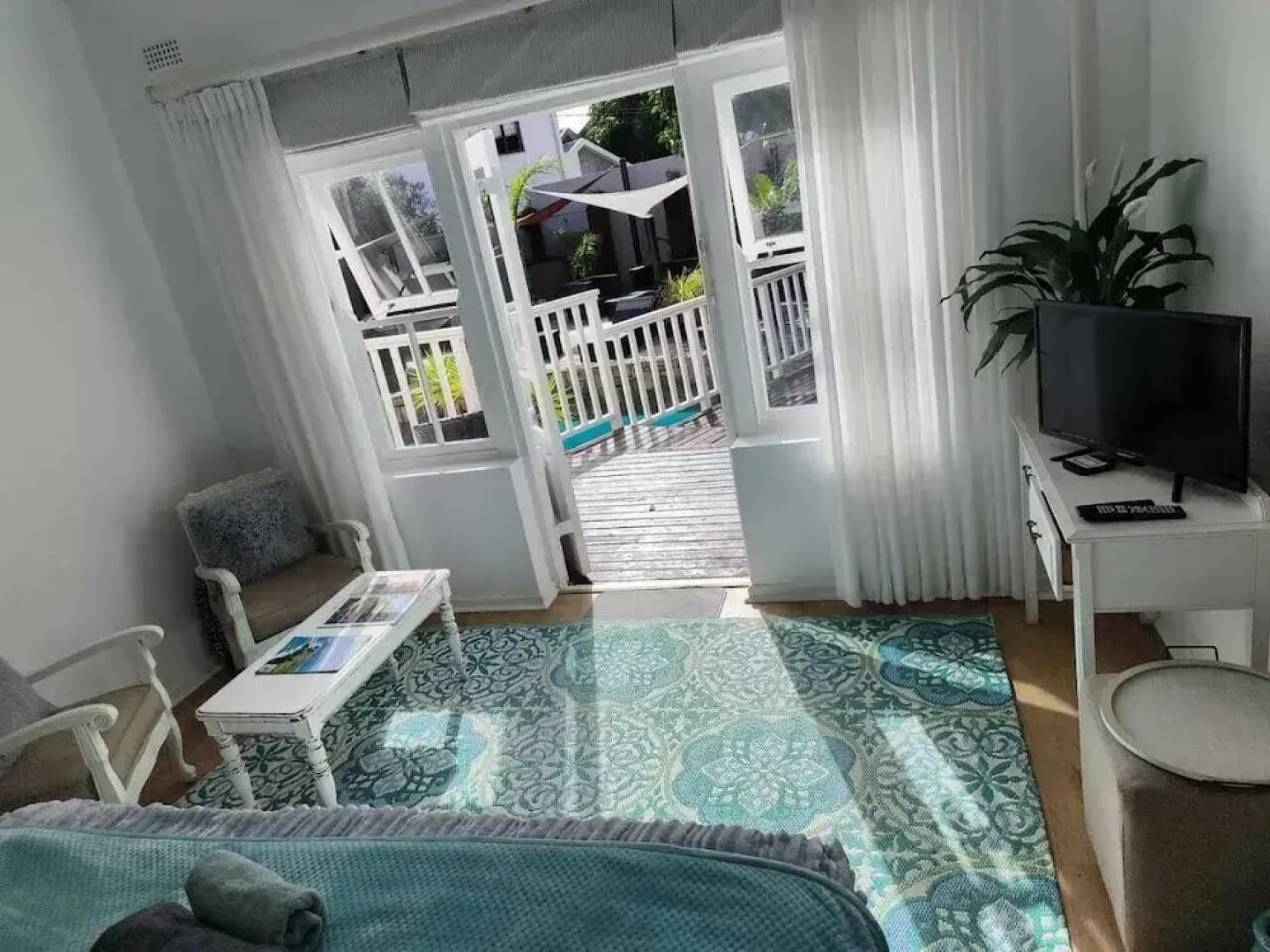 African Breeze Guest House