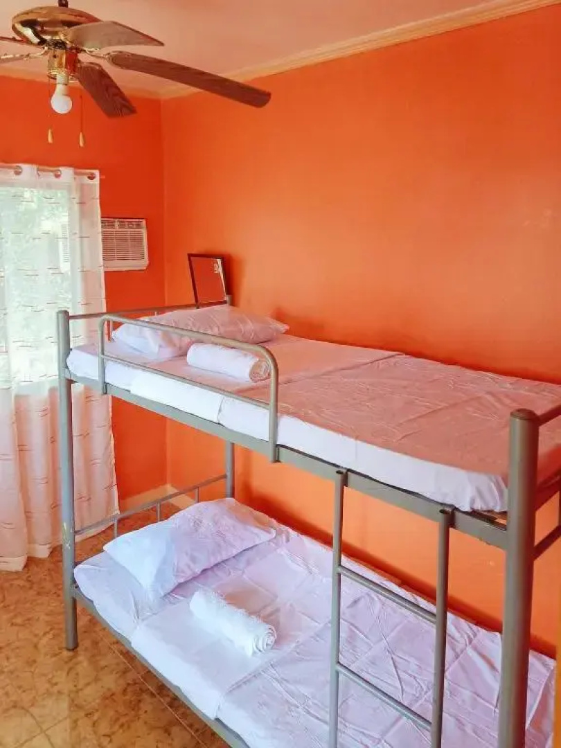 RedDoorz @ Garcia Hernandez Bohol