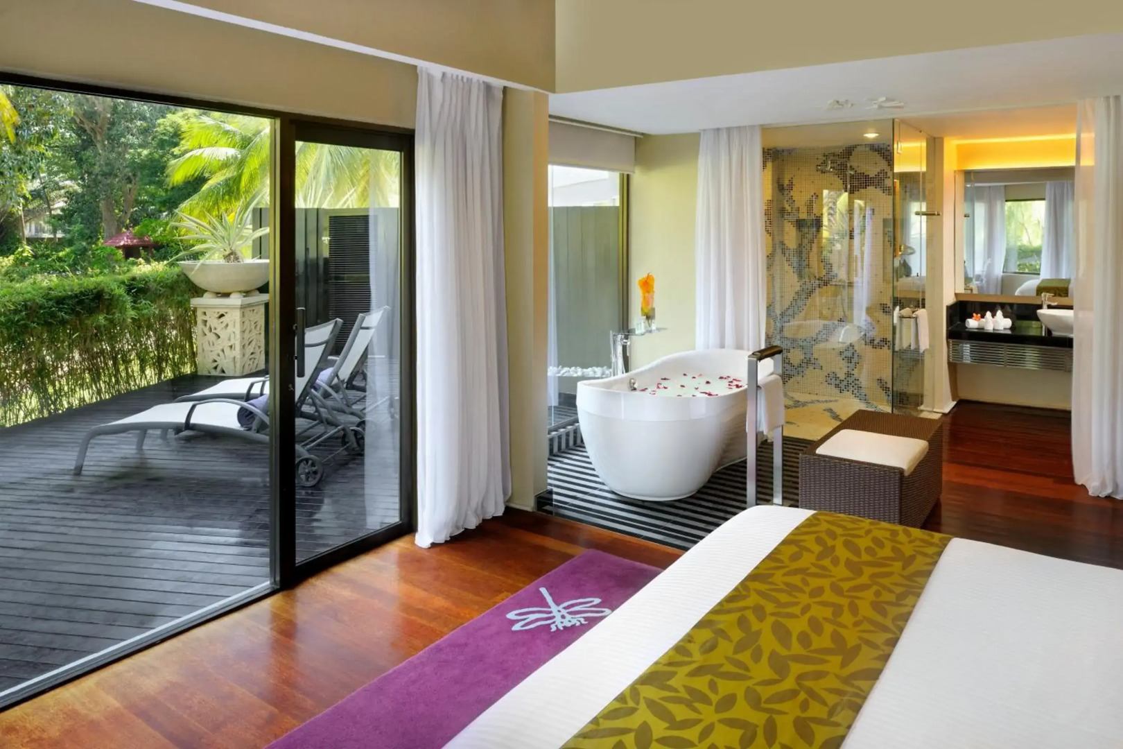 Курорт Thistle Port Dickson