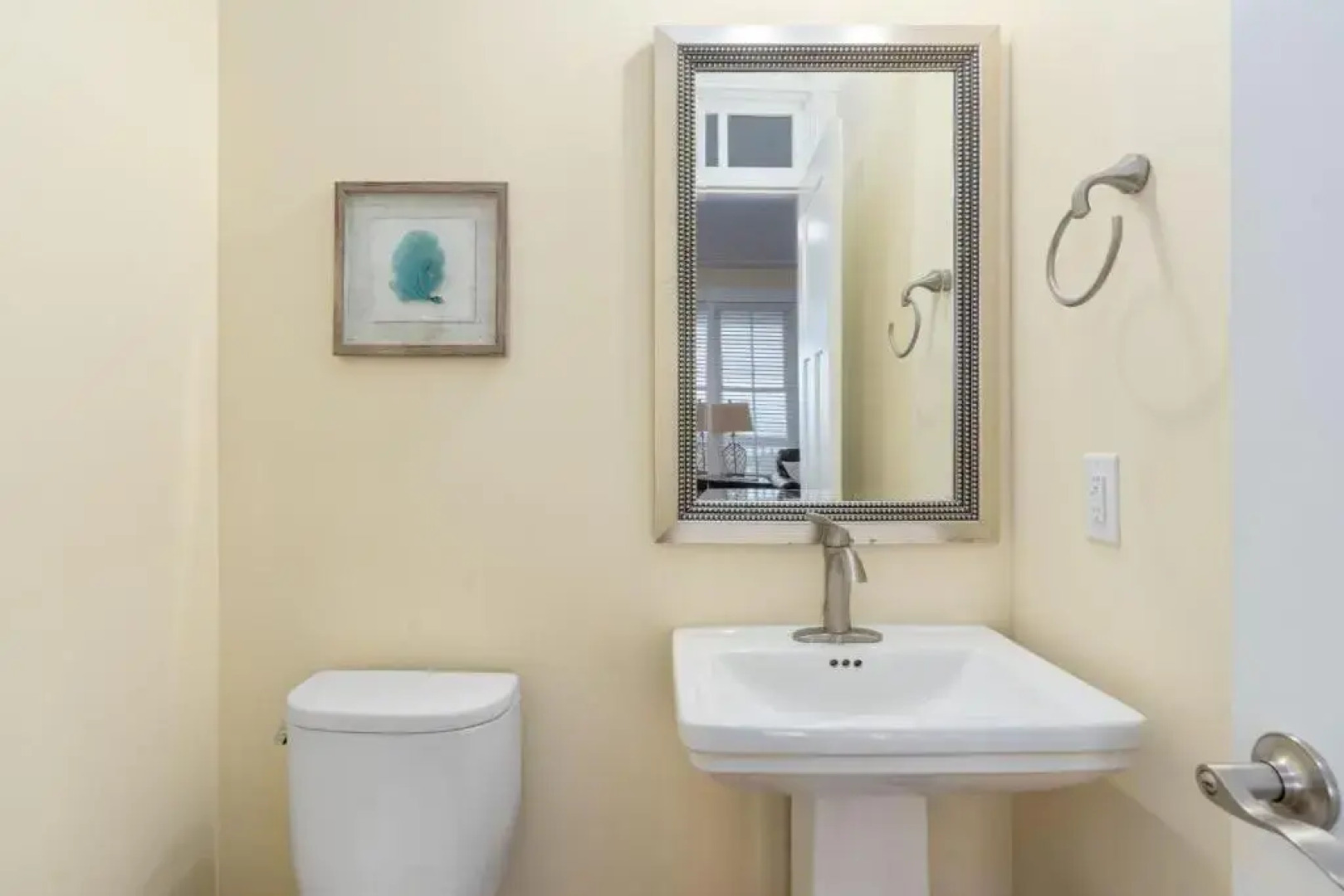 Alpha Breeze by Oak Island Accommodations