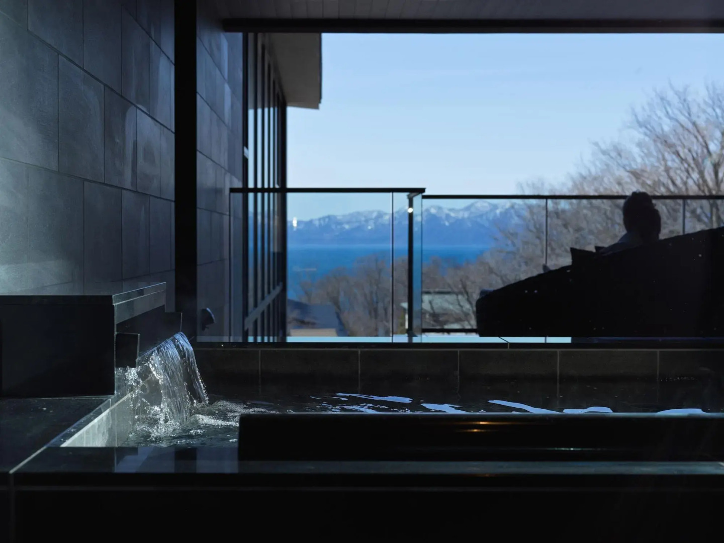 Lake Shikotsu Tsuruga Resort Spa MIZU no UTA