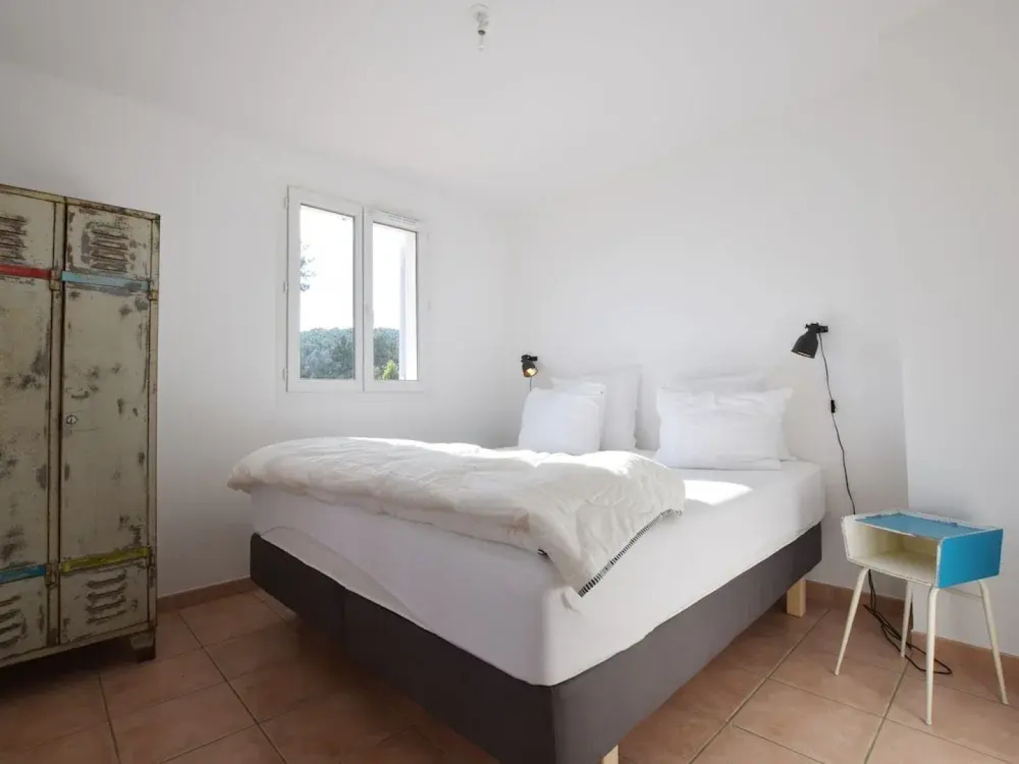 Beautifully Located Holiday Villa With Private Swimming Pool and Lovely View!