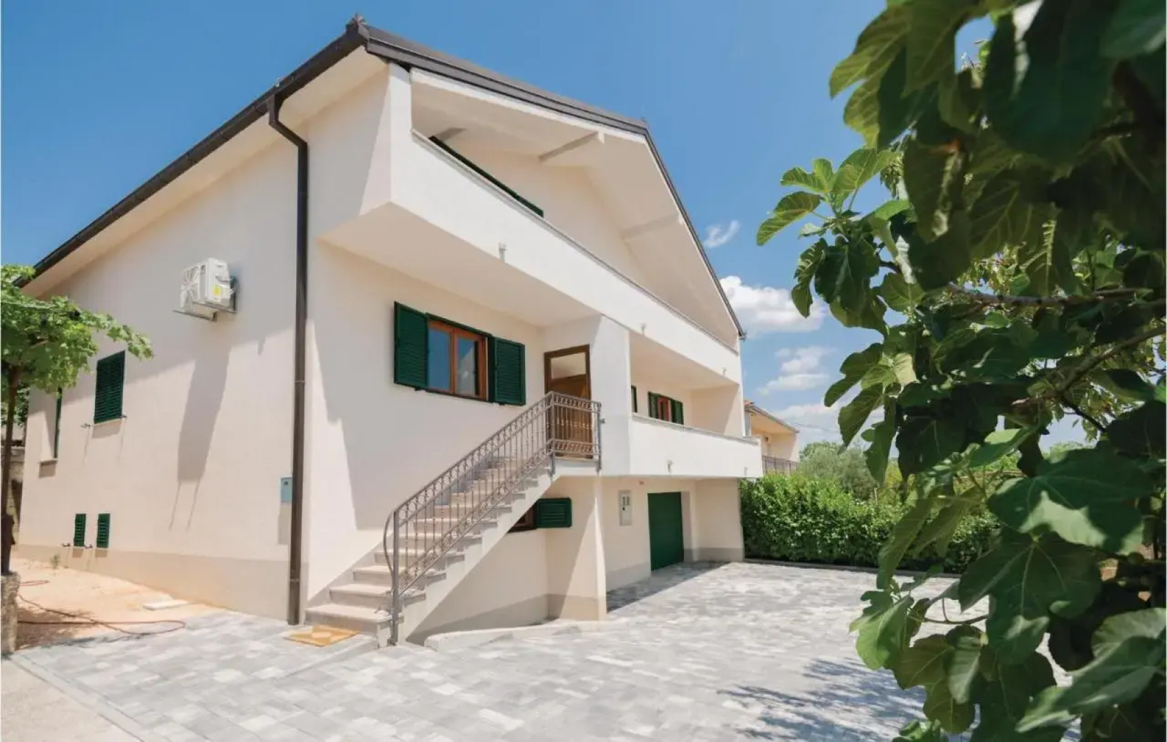 Three-Bedroom Holiday Home in Imotski