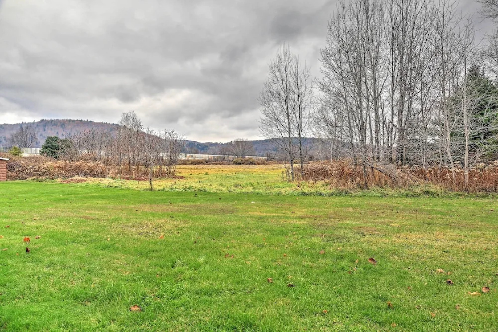 Serene Retreat - 7 Mi to All Star Village