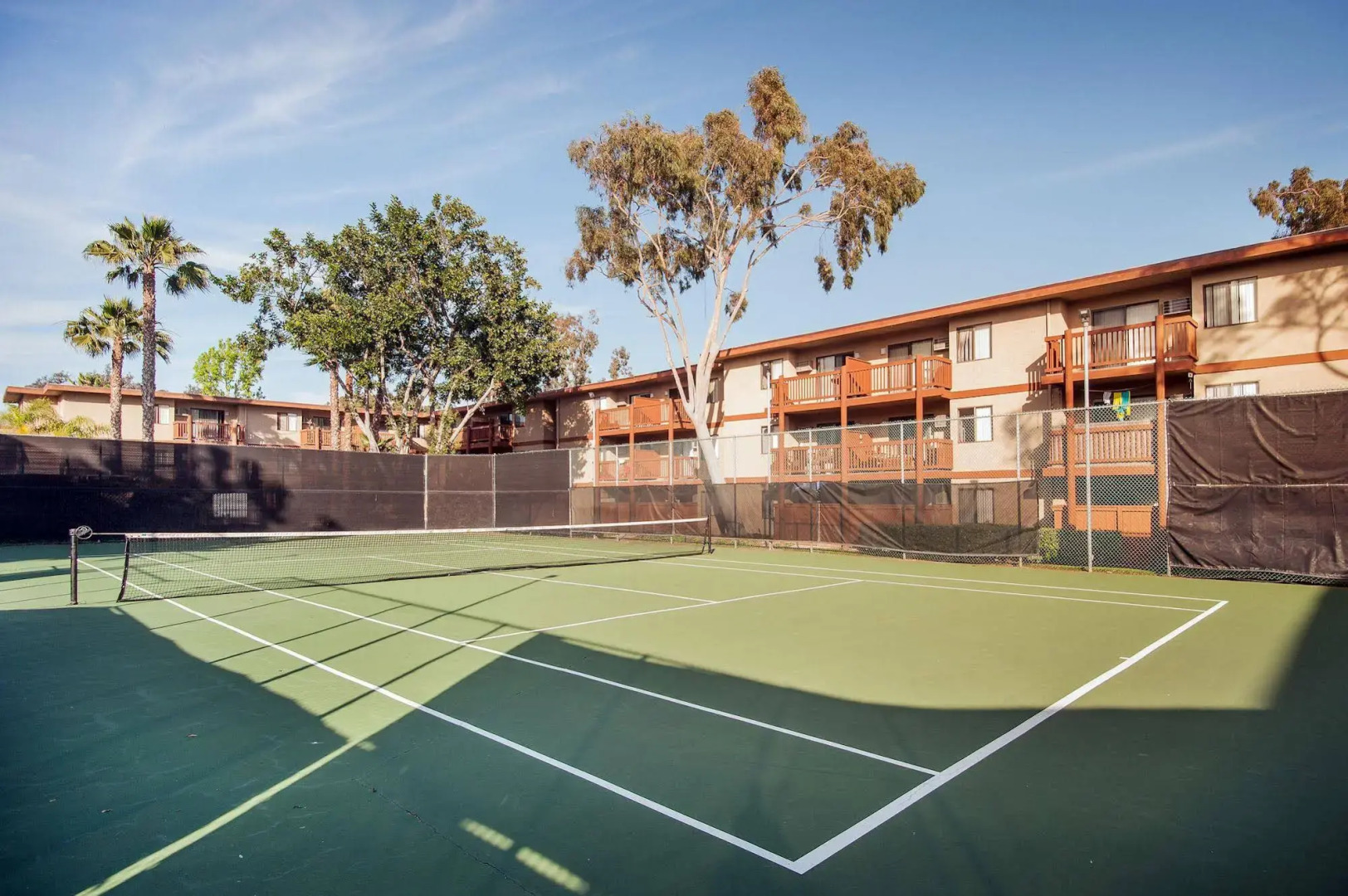 Sunshine Suites at Midway