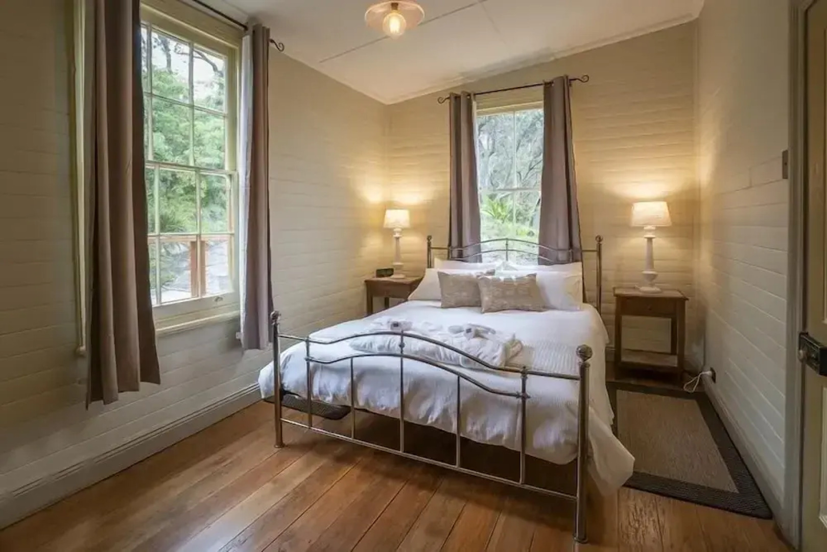 Steele Point Cottage