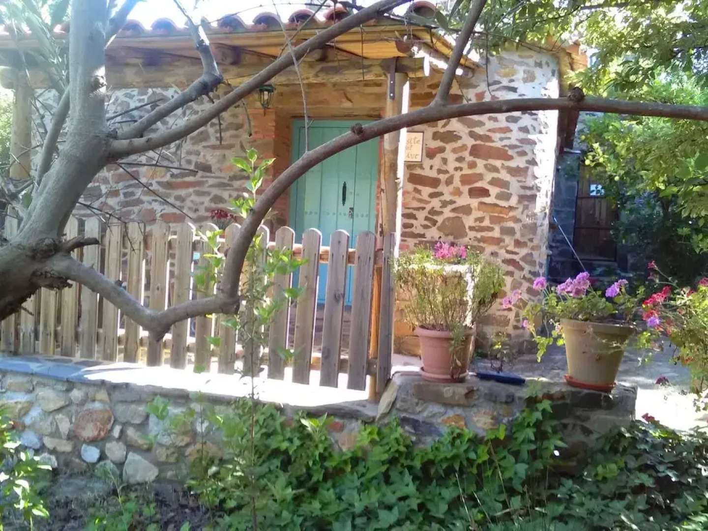 Comfy Farmhouse in Valencia de Alcántara With Pool