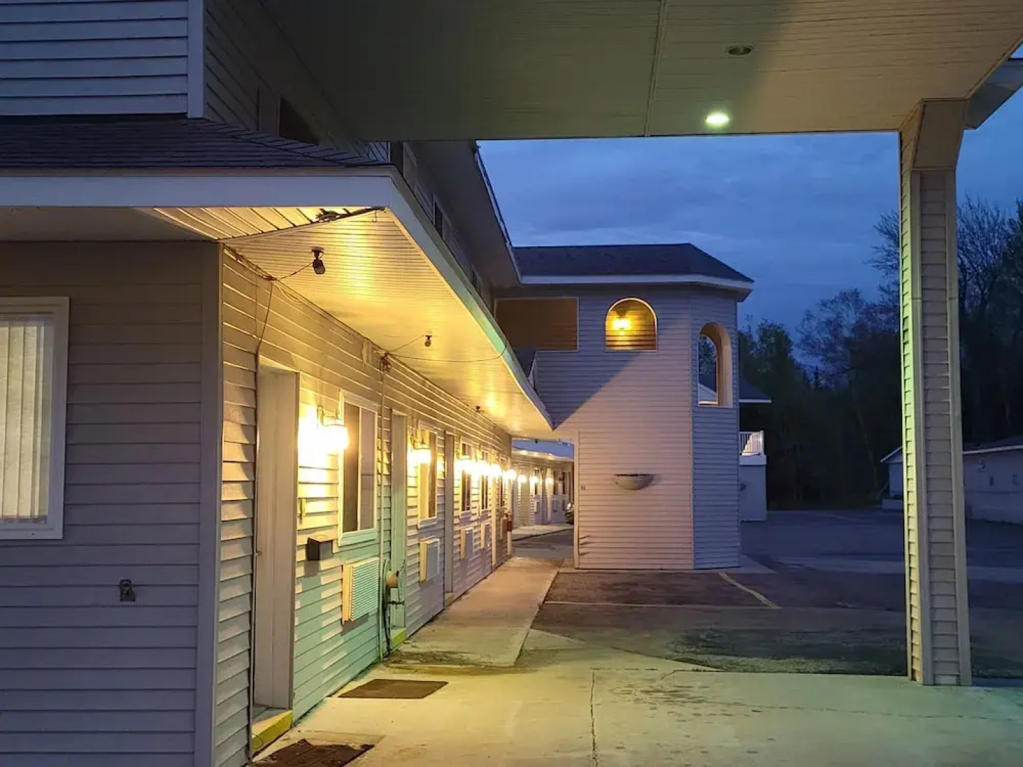 Mackinaw Budget Inn