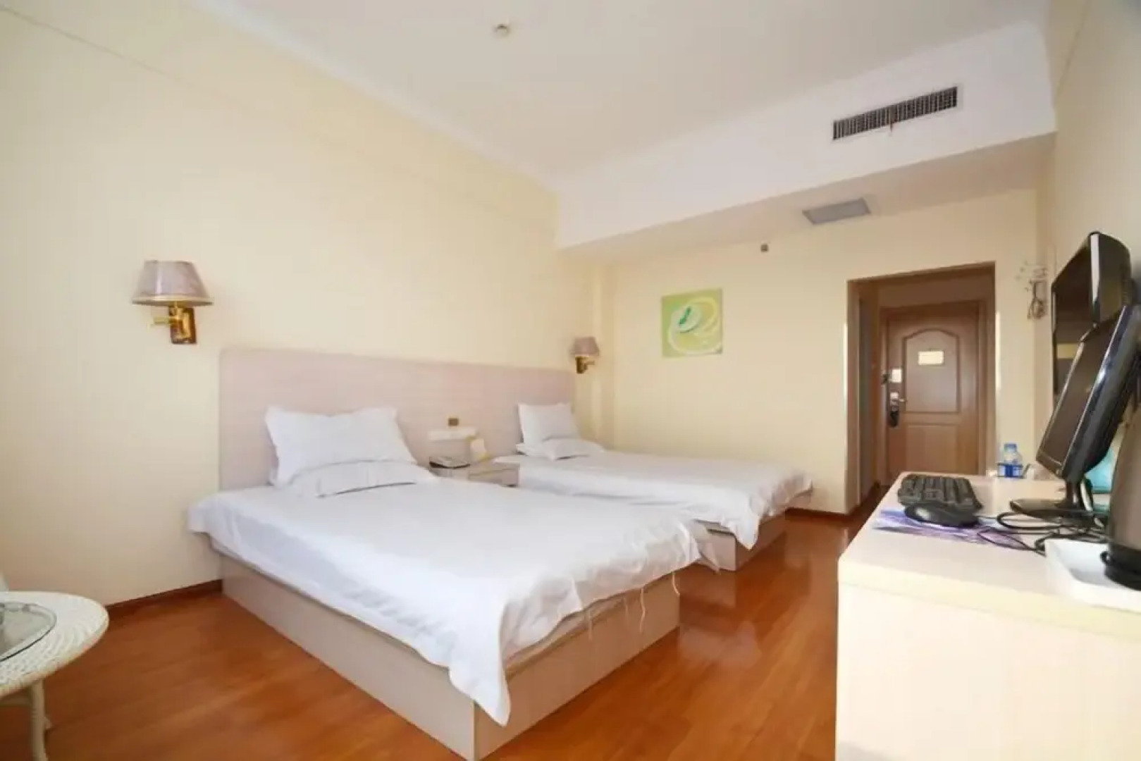 Jinhangong Express Hotel