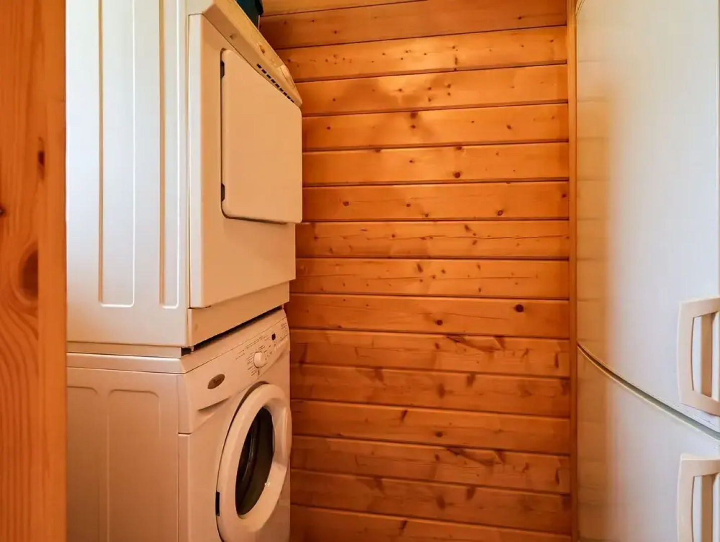 Garden-View Bungalow in Holten near Forest