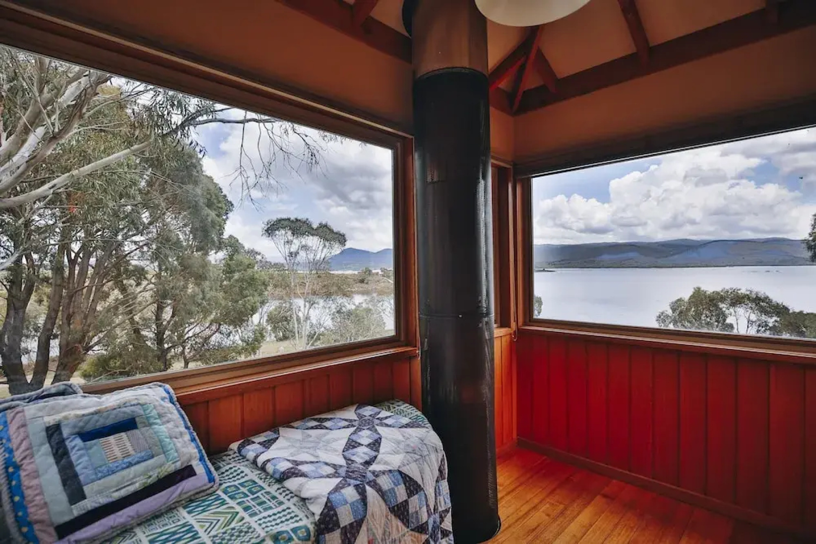 Edzell - Stunning Waterfront Home
