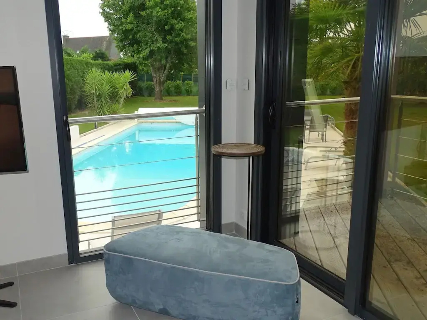 Holiday Home With Private Outdoor Pool, Gouesnac"h