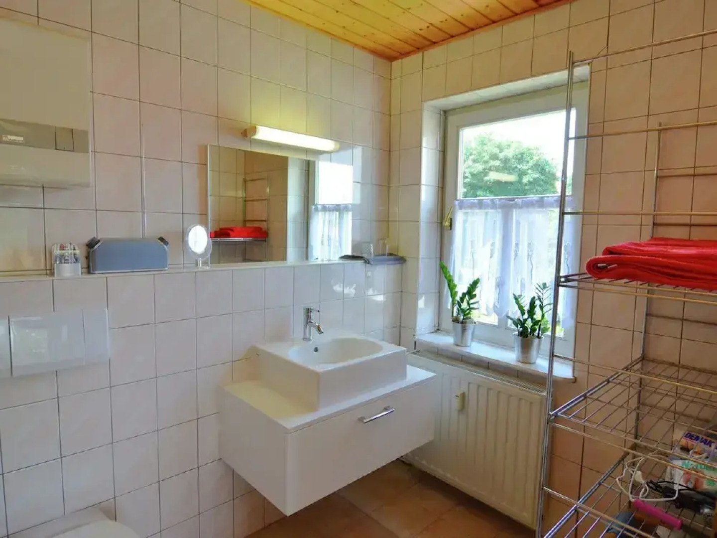 Modern Holiday Home With Bad Suderode View