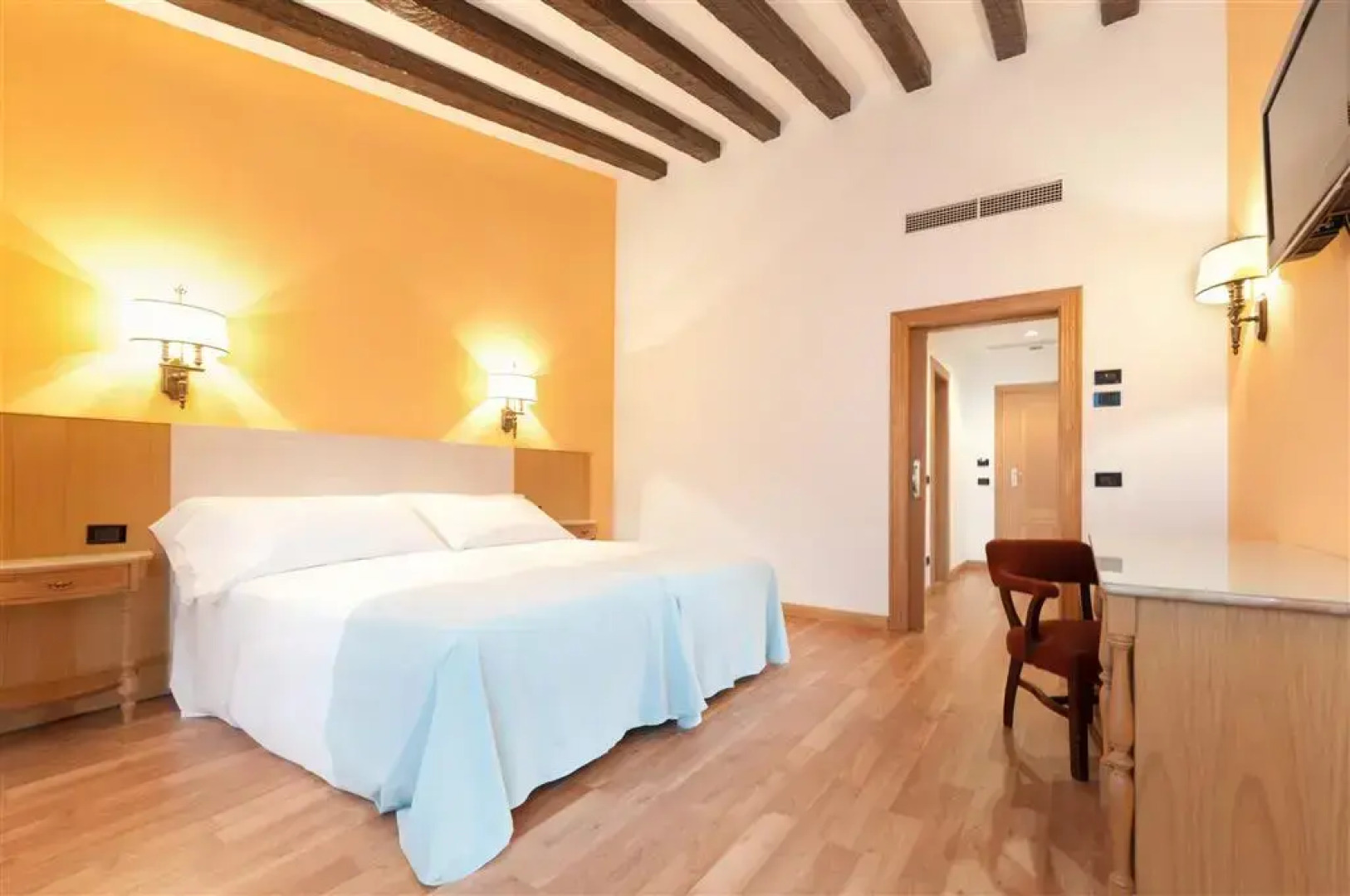 Отель Gran Hotel Los Ángeles