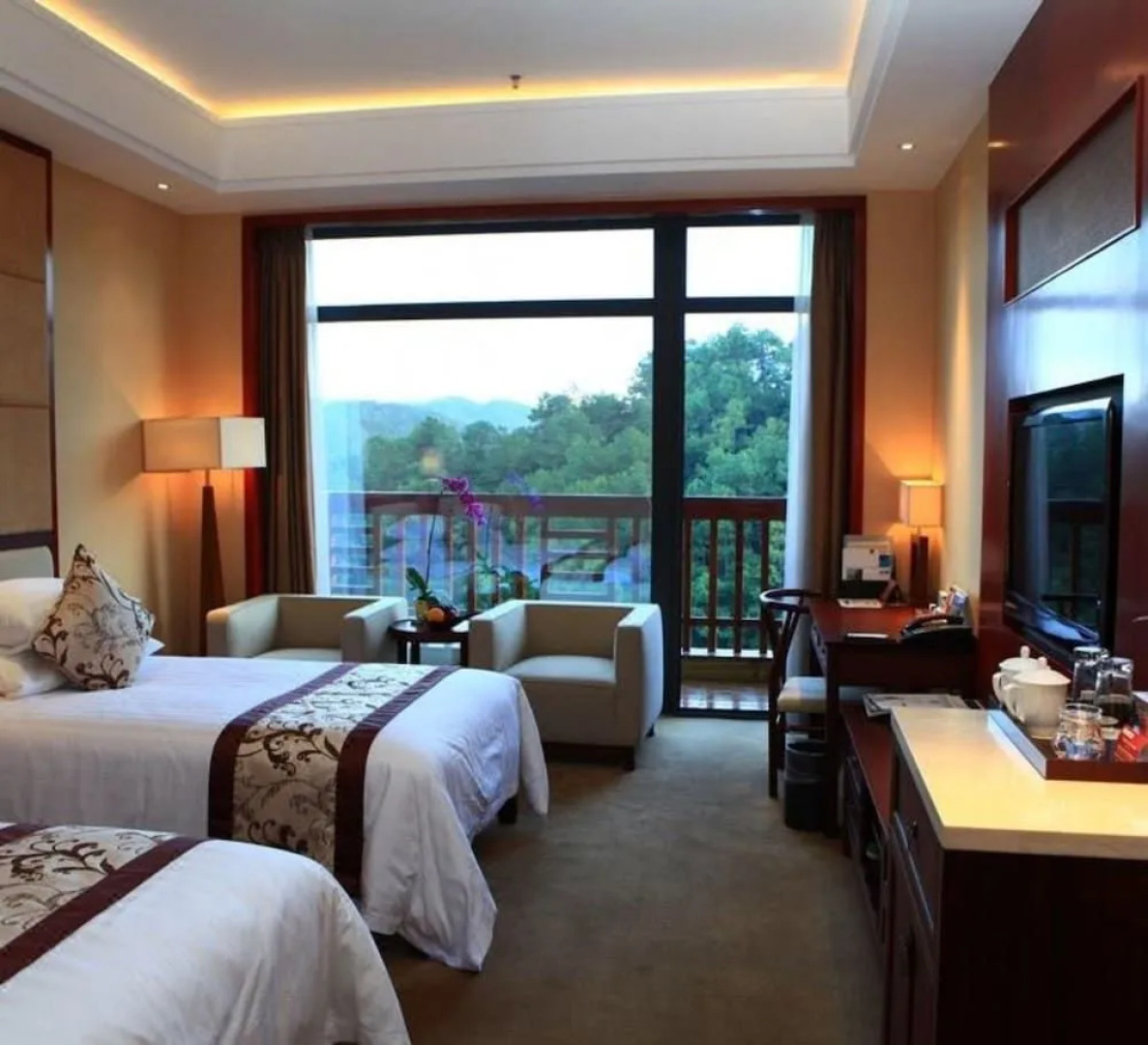 New Century SPA and Resort PUER