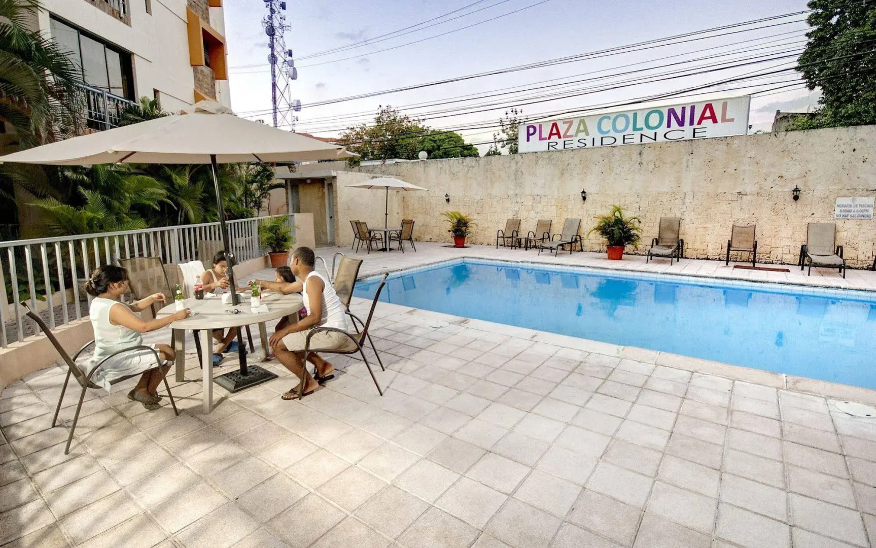 Apart-Hotel Plaza Colonial