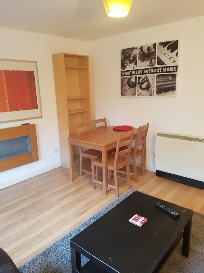 Livingston Contract & Business Apartment