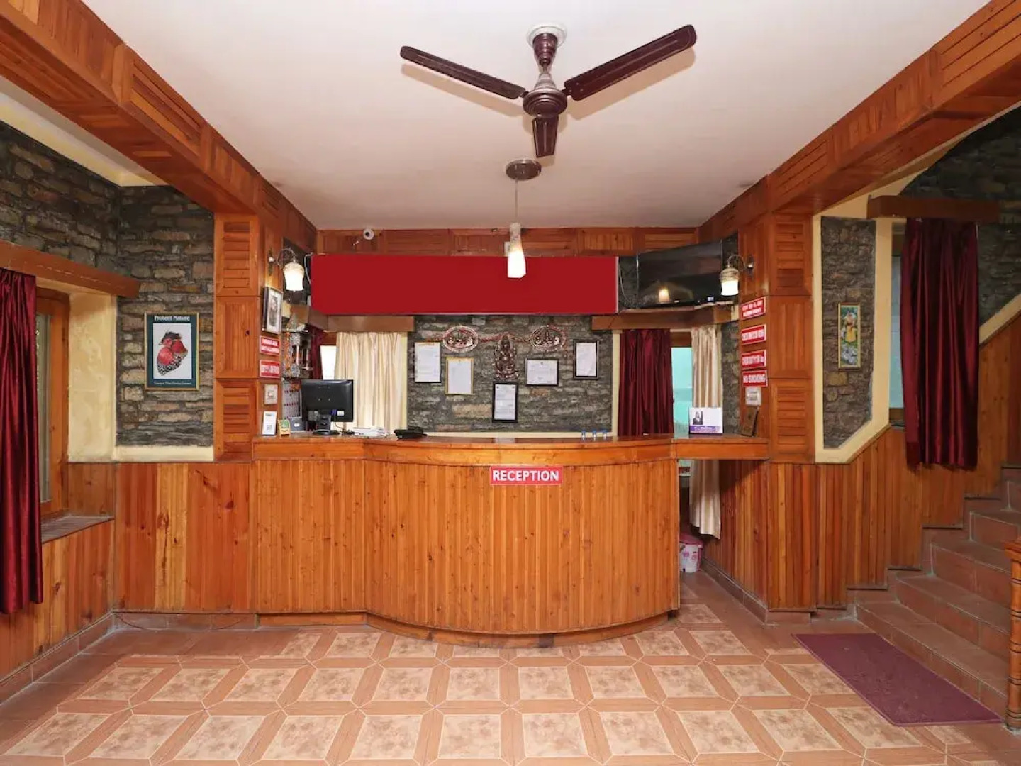 OYO 15139 Hotel Devlok International