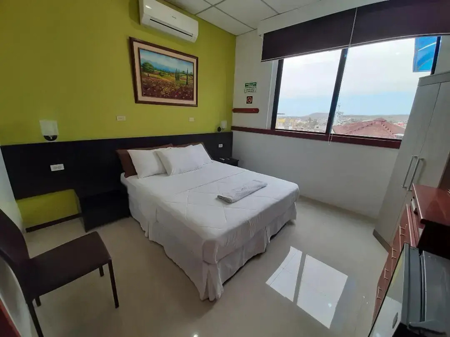 Hotel Los Algarrobos