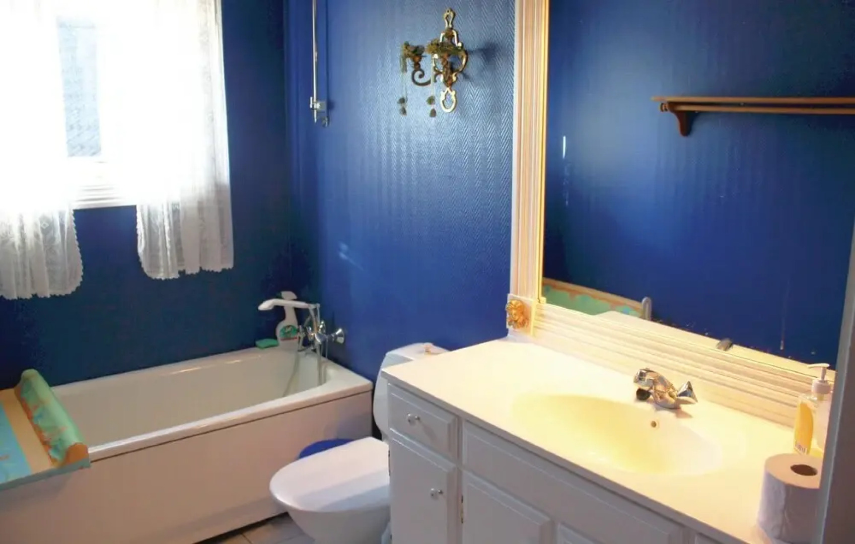 Nice Home in Borhaug With 5 Bedrooms and Wifi