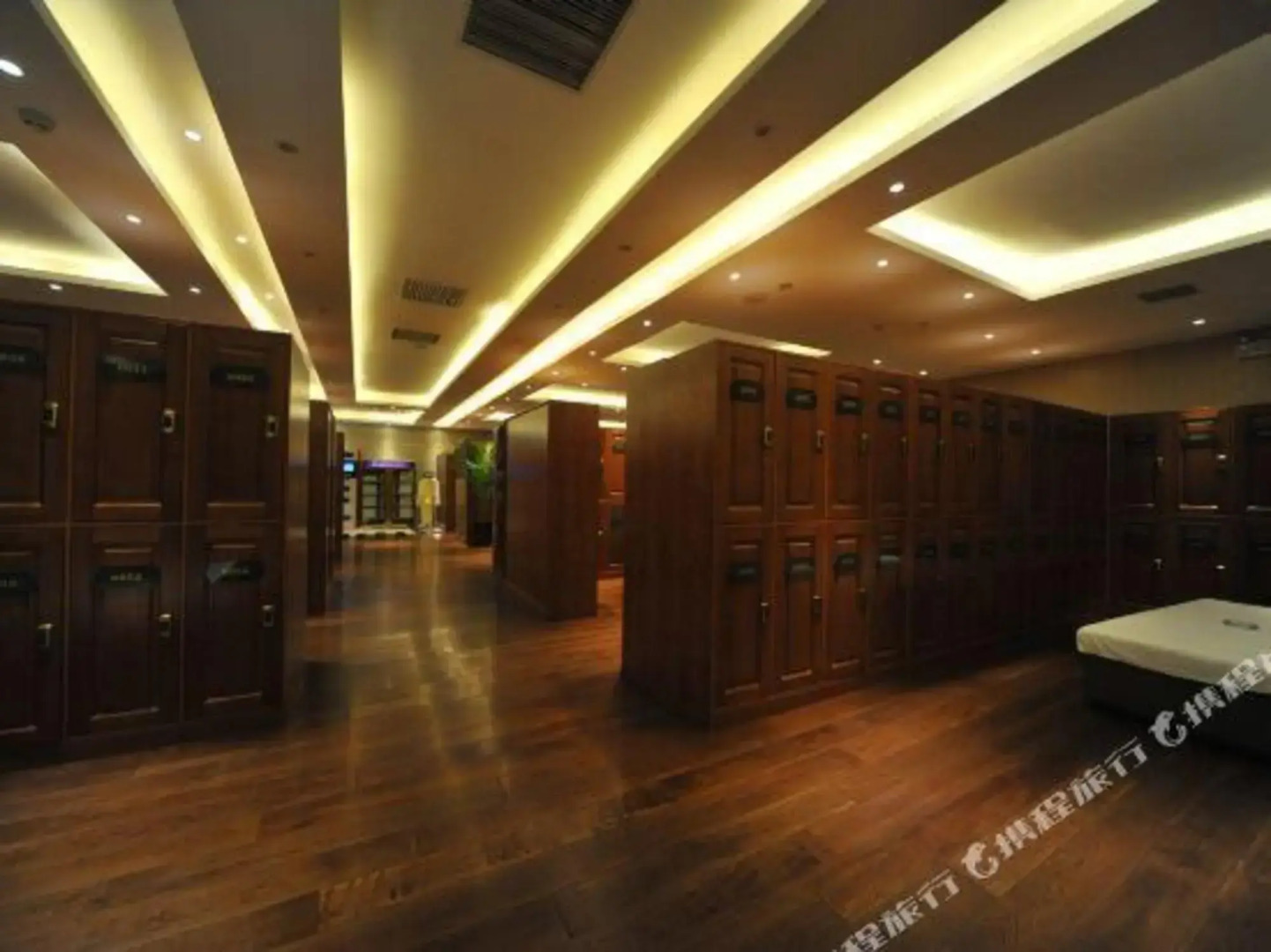 Tian Yi Zang Run Hotel