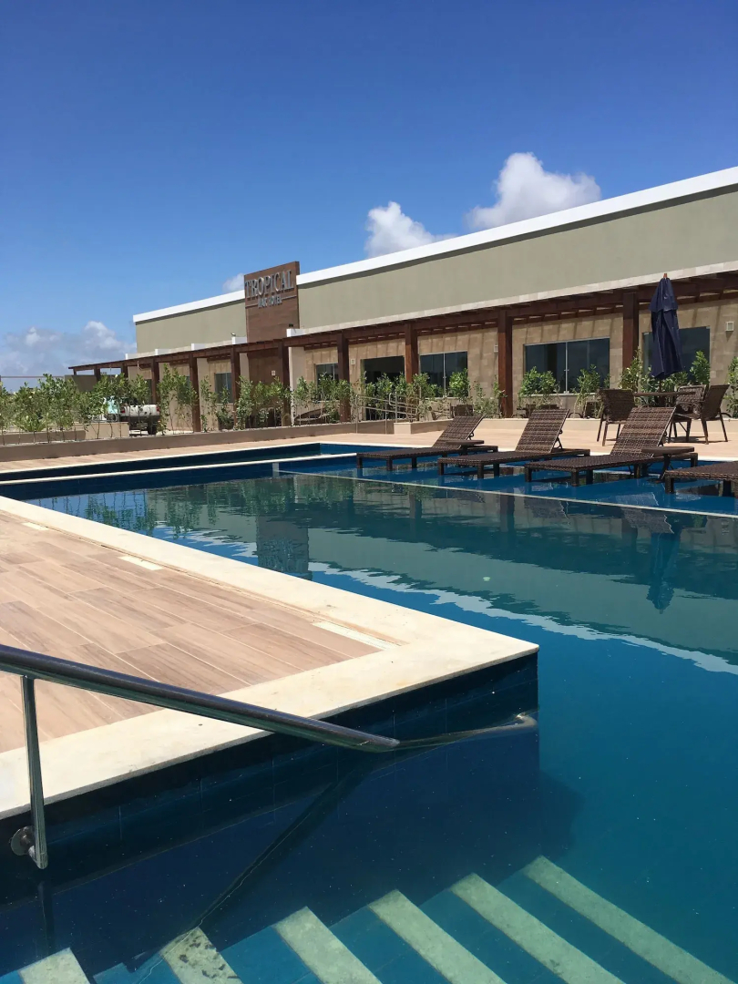 Tropical Mar Hotel