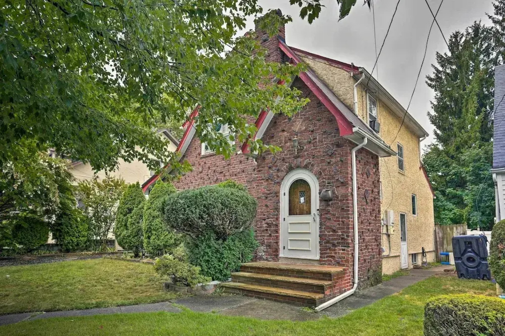 Lovely Home Near FDU & Holy Name Hospital!