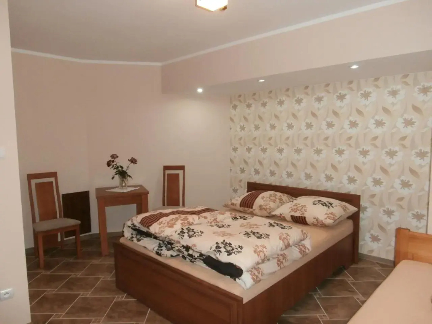 Pokoje Gościnne - Noclegi Charzykowy