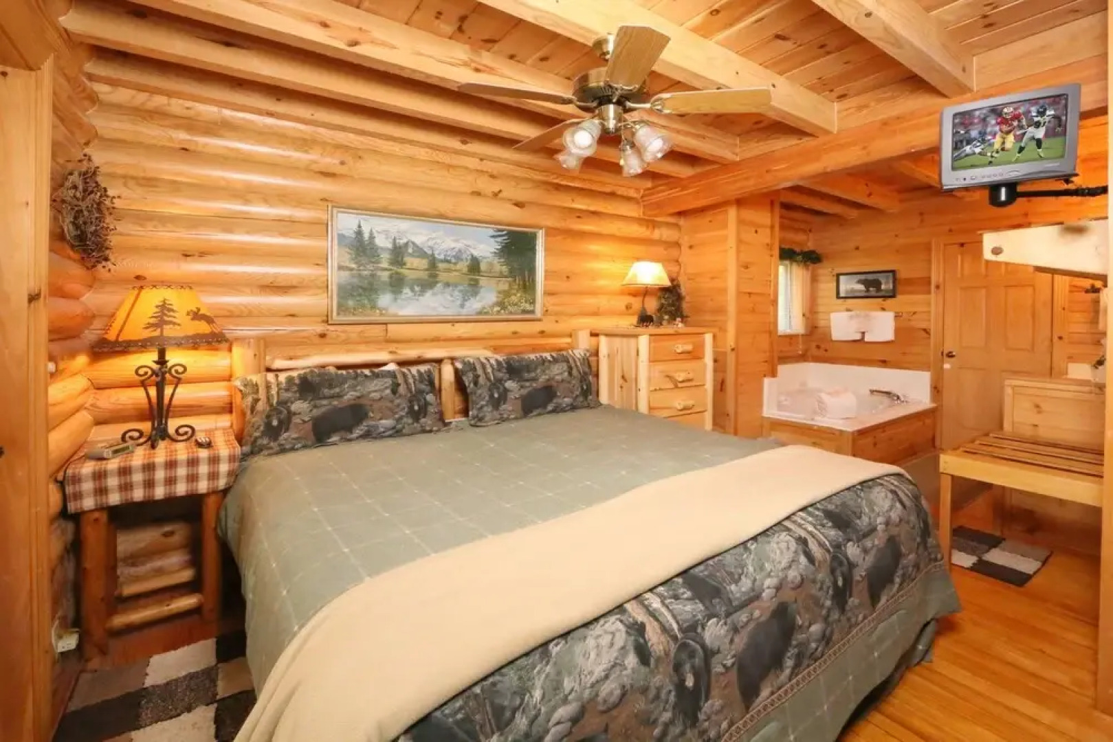 Smoky Cascades 1 Br cabin by RedAwning