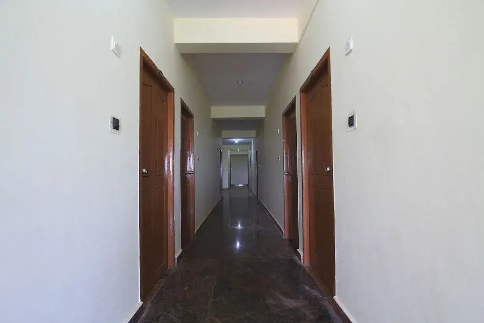 Oyo 29159 Varsha Boarding And Lodging