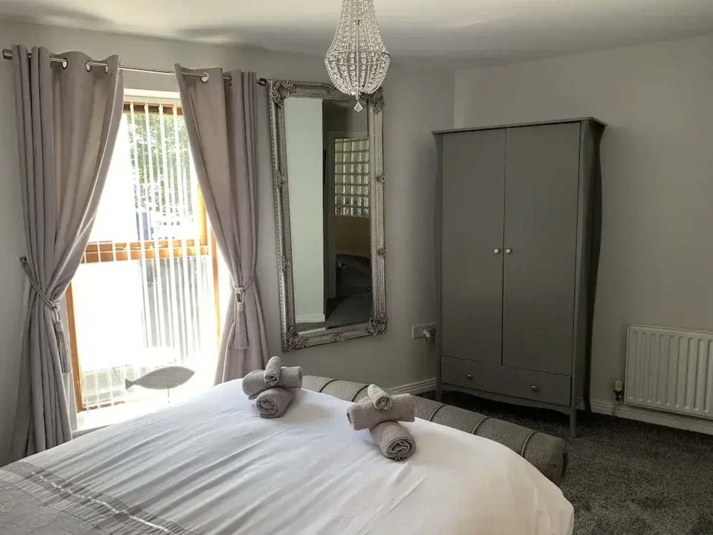 Harbour View Luxury Comfortable Holiday Apartment