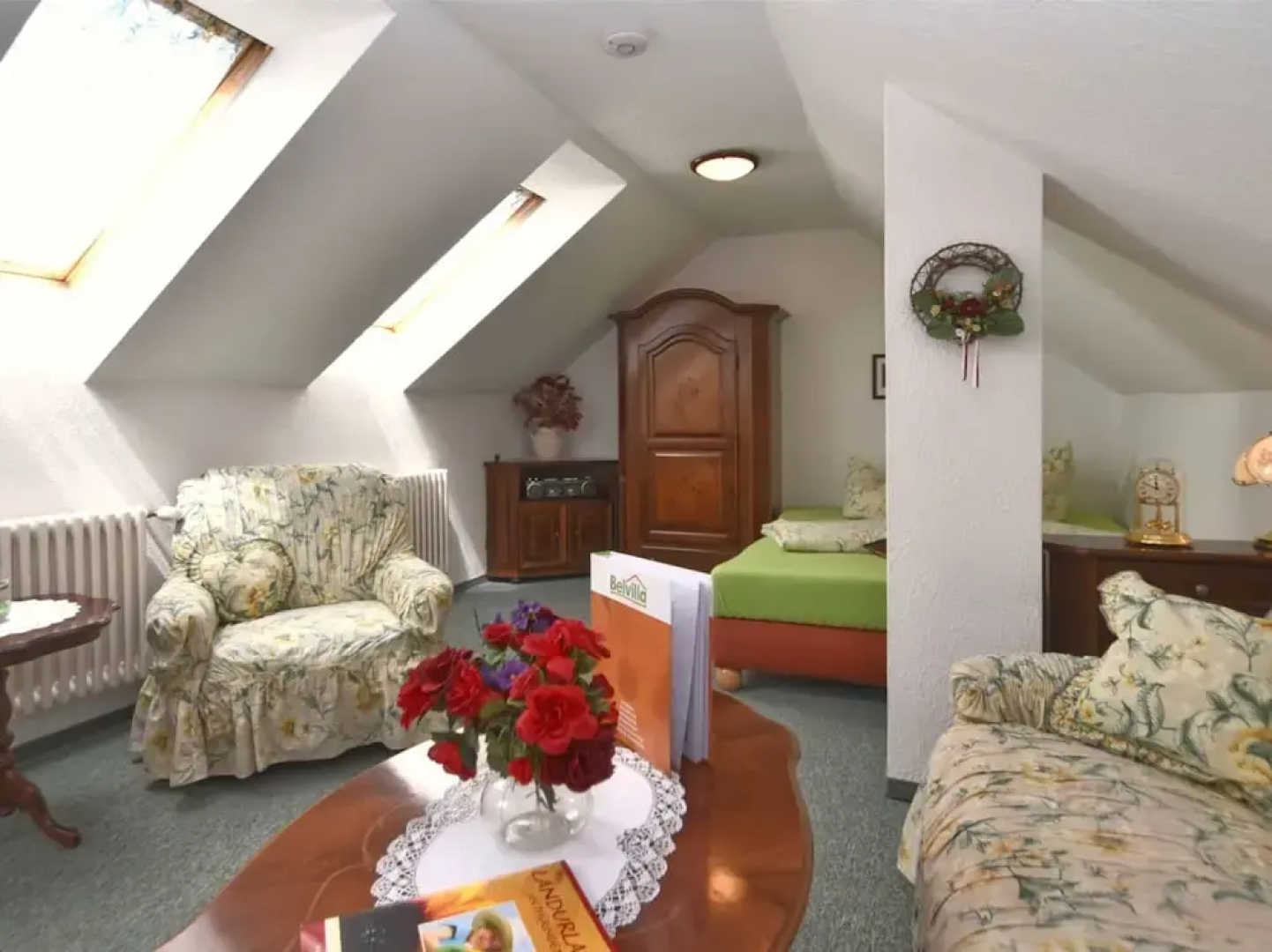 Sophisticated Holiday Home With Garden