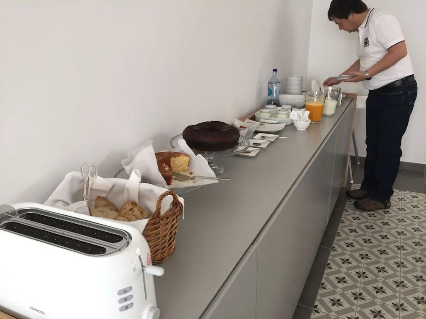 Mercedes Country House