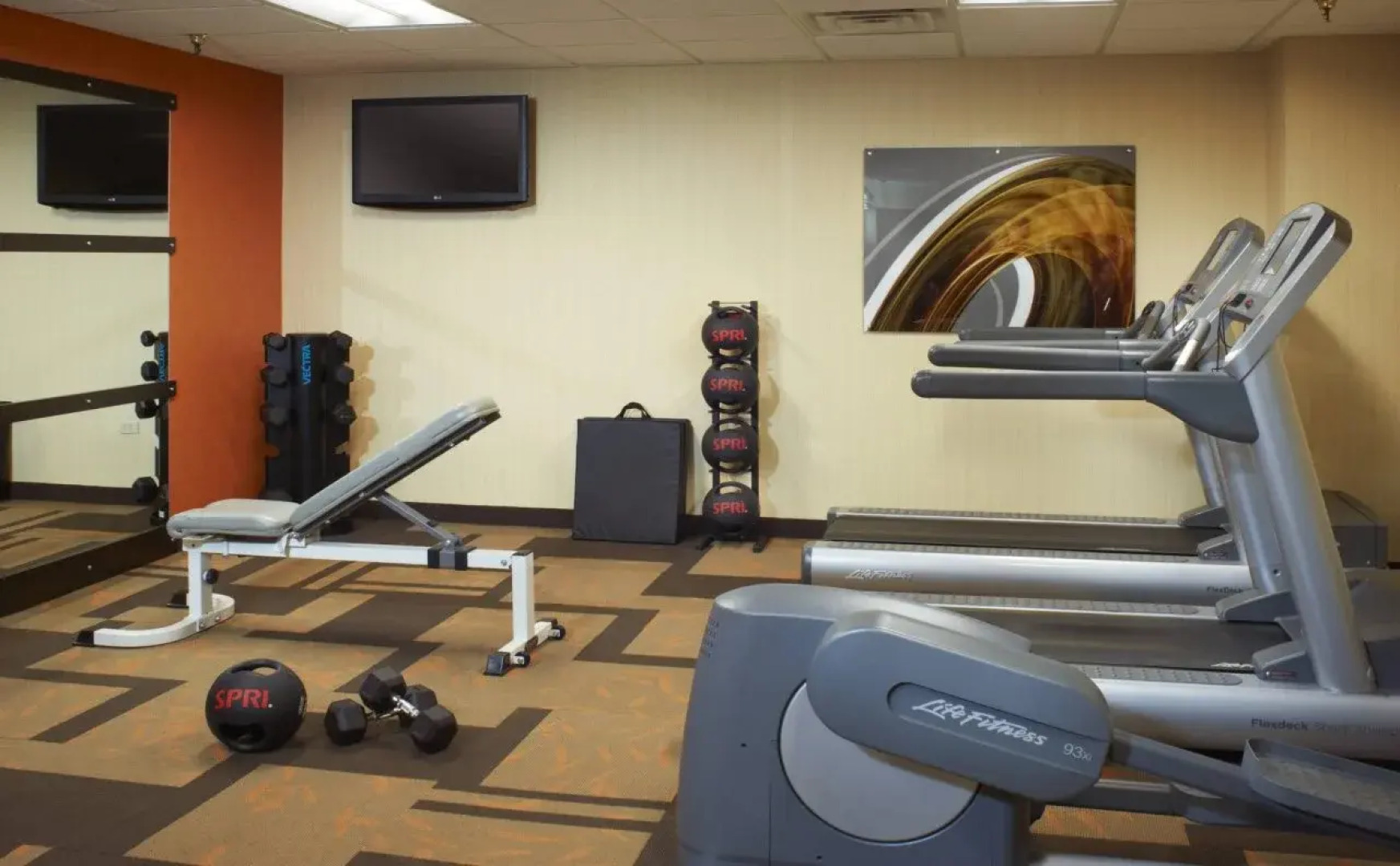 Courtyard by Marriott Chicago Deerfield