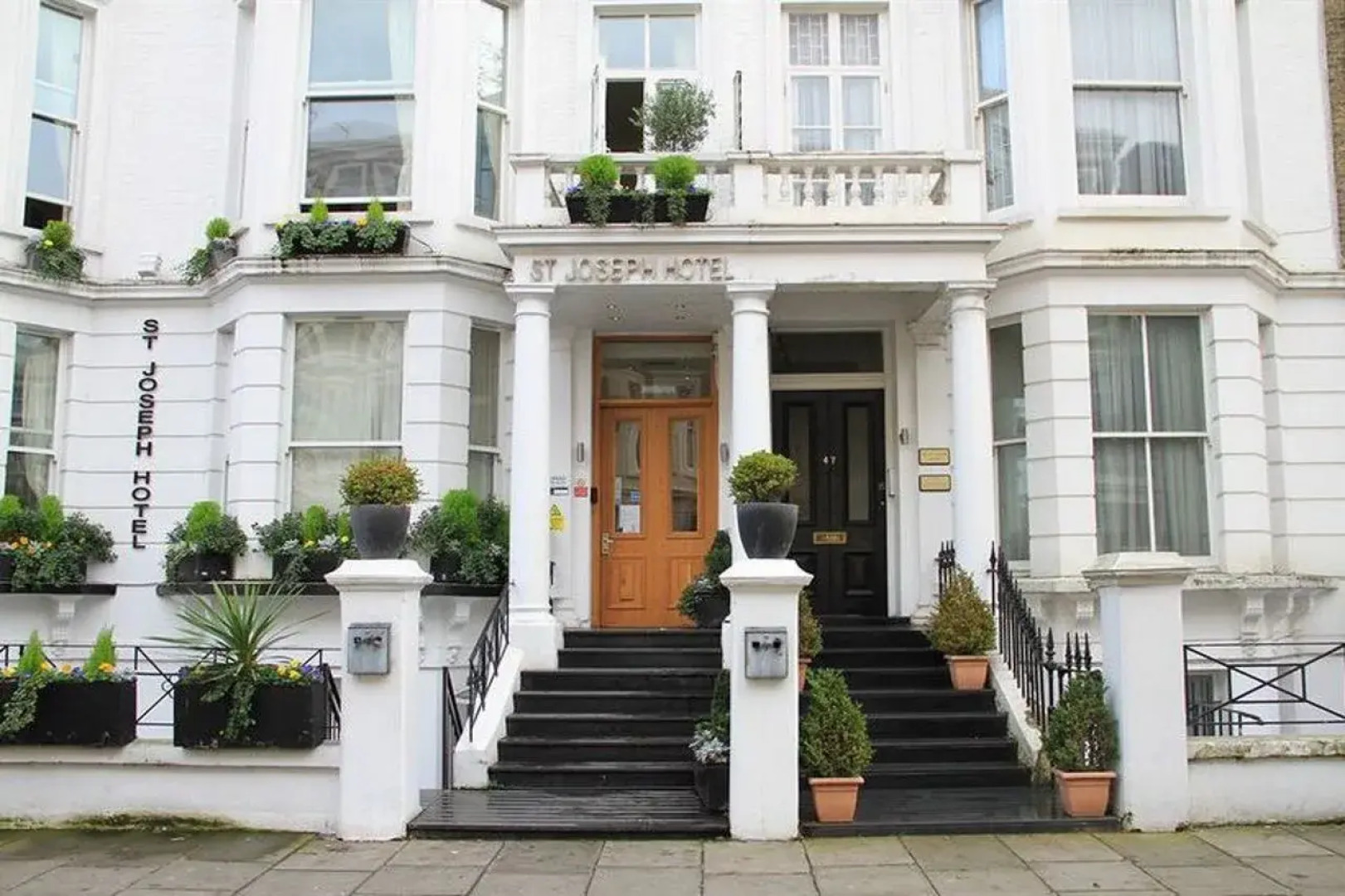 Brit Hotels Earls Court