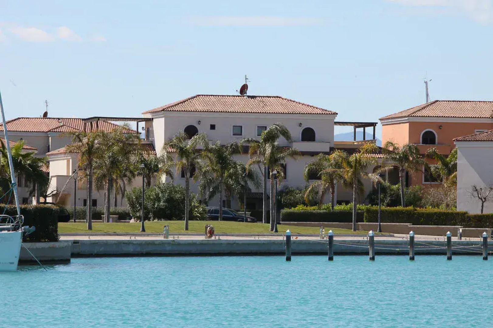 Apt In Marinagri Resort