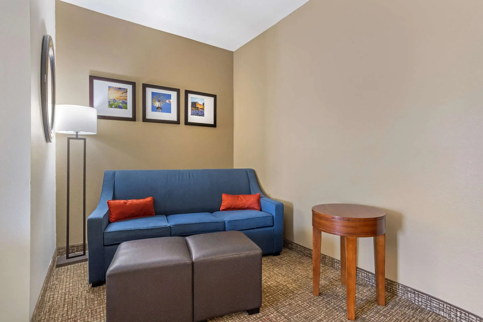 Comfort Suites Old Town Spring