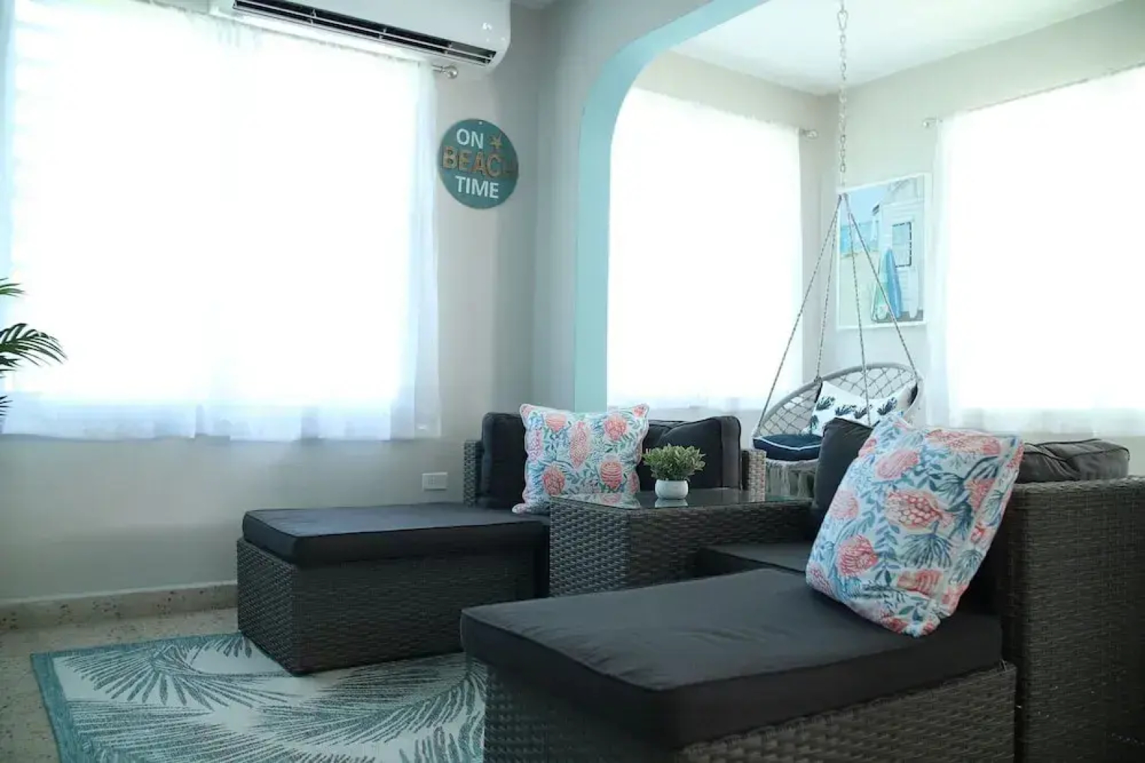 Tropical Breeze Escapes Couples Studio