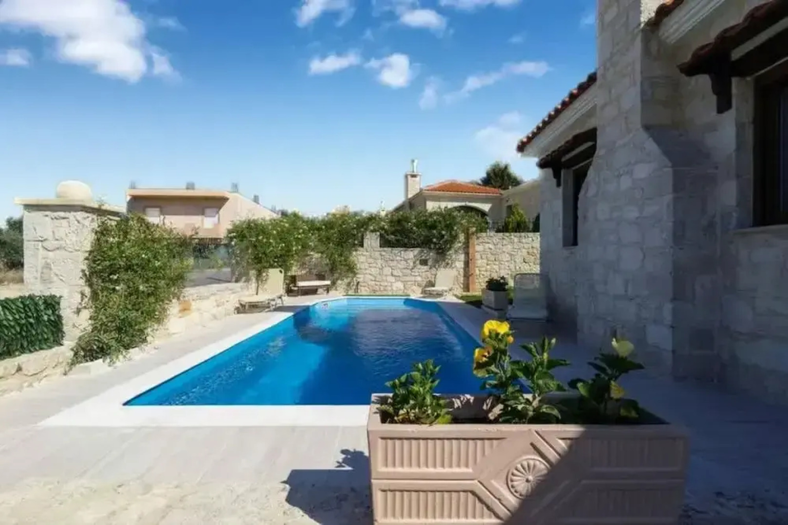Heraklion Twins House - Private Pool Retreat