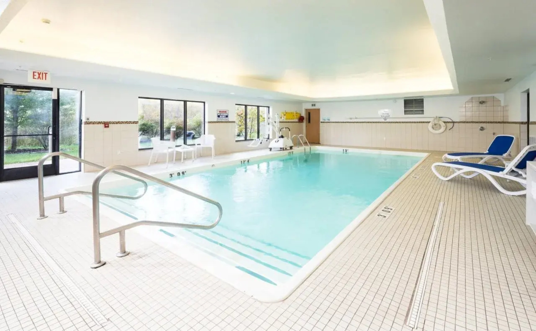 Holiday Inn Express Hotel & Suites Grand Blanc by IHG