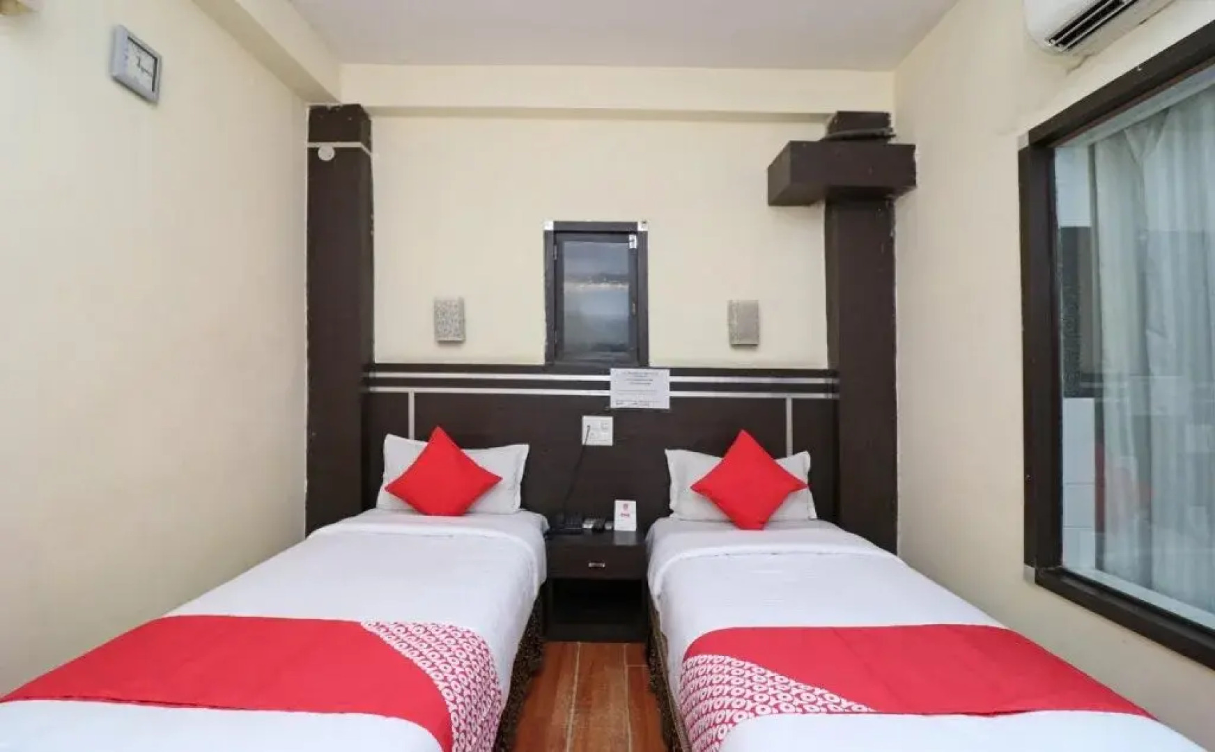 Hotel Kanisshk International