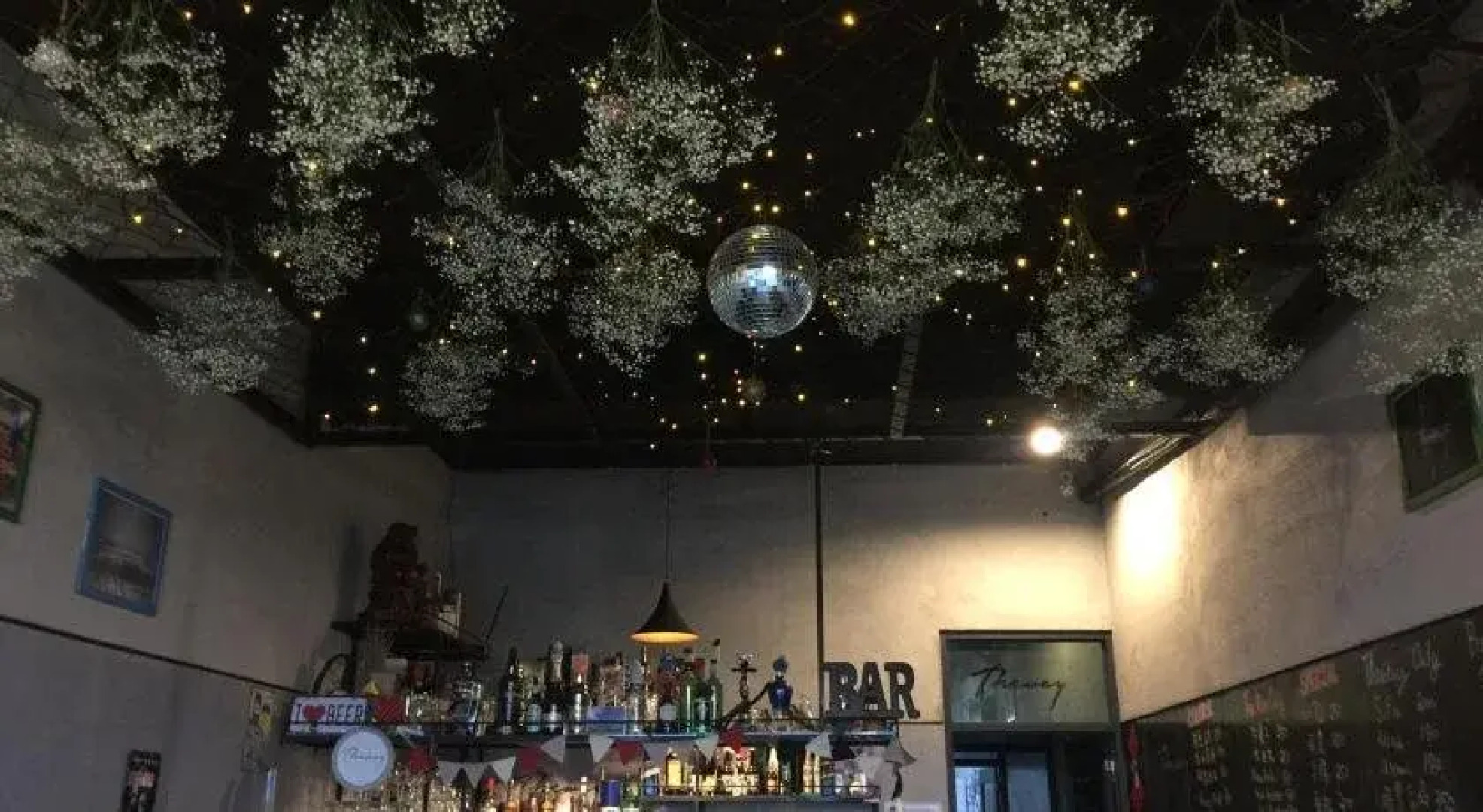 The Way Hostel & Bar