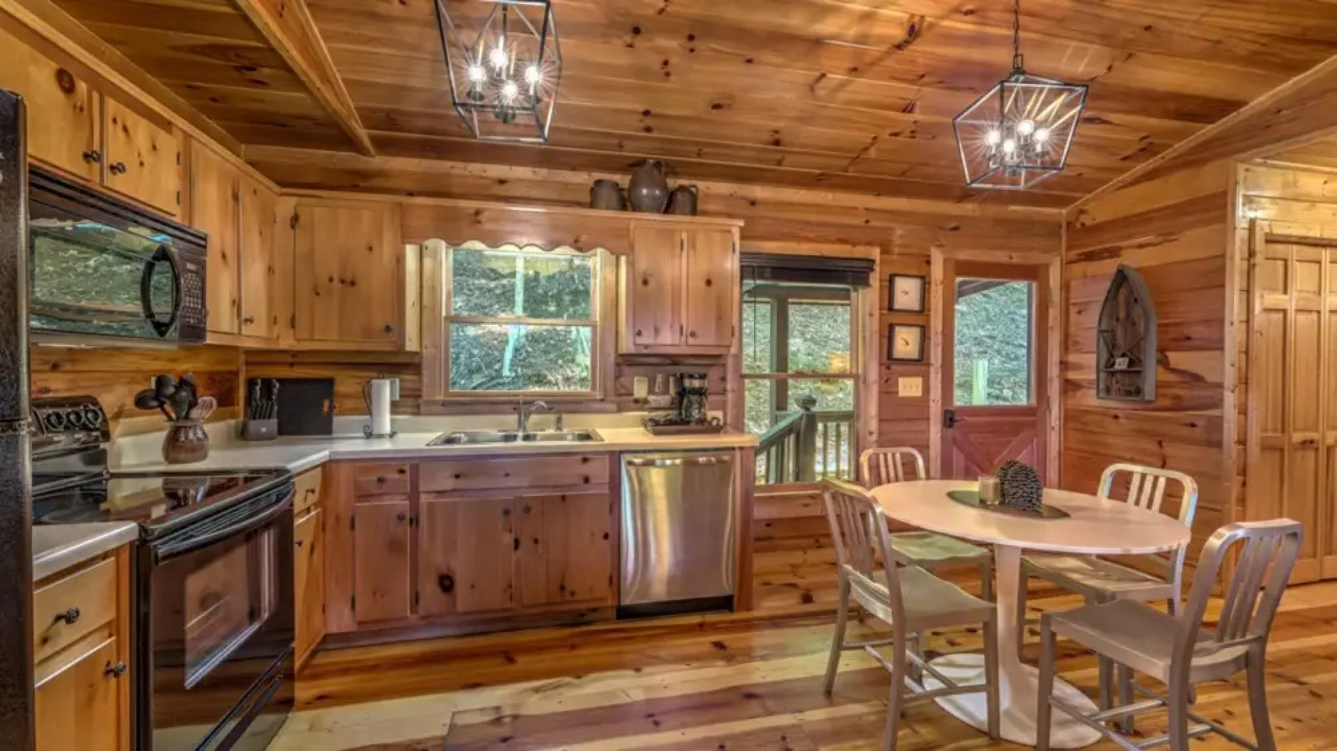 Cozy Aska Cabin by Escape to Blue Ridge