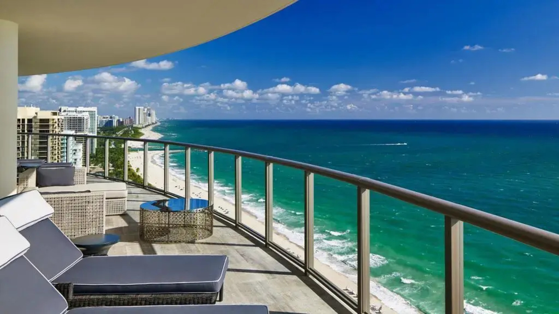 The St. Regis Bal Harbour Resort