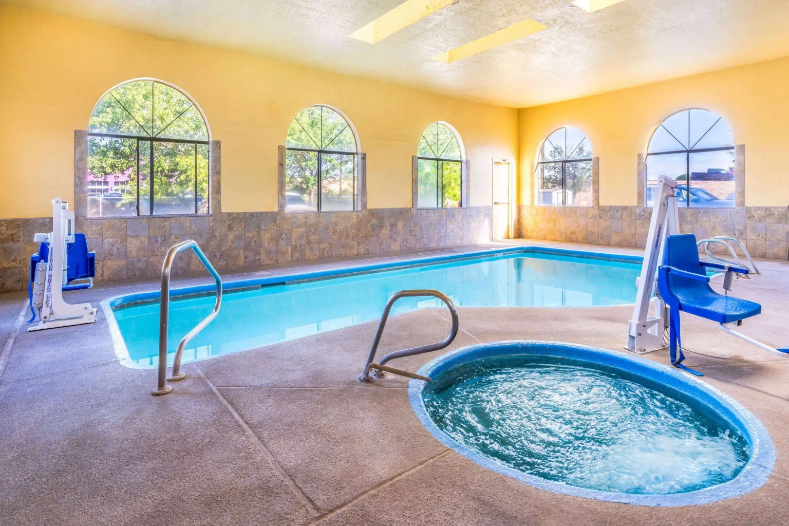 Days Inn by Wyndham Los Lunas