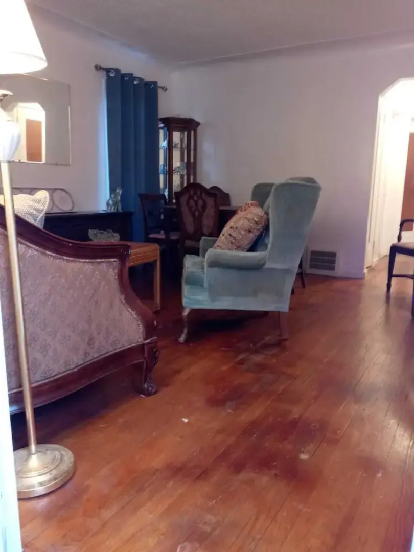 Super Comfy Room at a Great Location