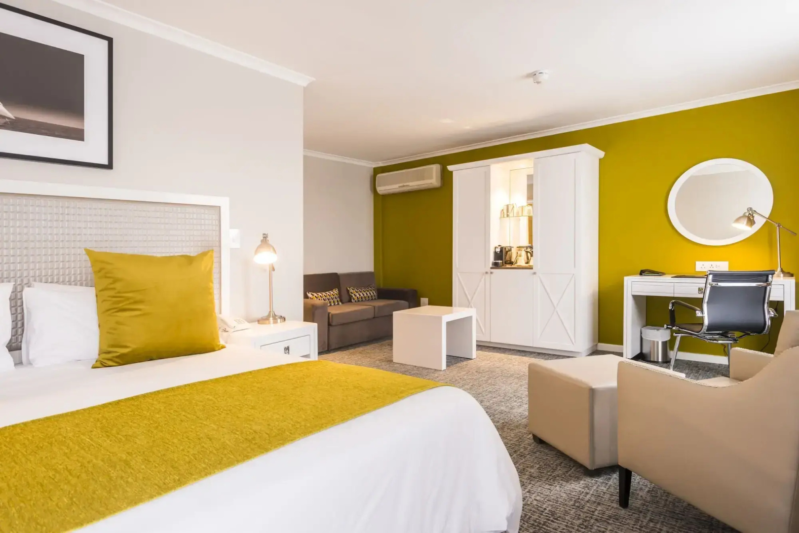 Simon's Town Quayside Hotel