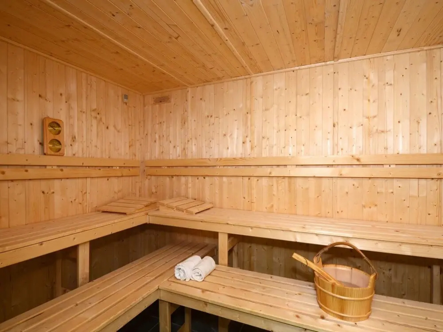 Modern Studio Apartment Located Just 600 m. From the Beach